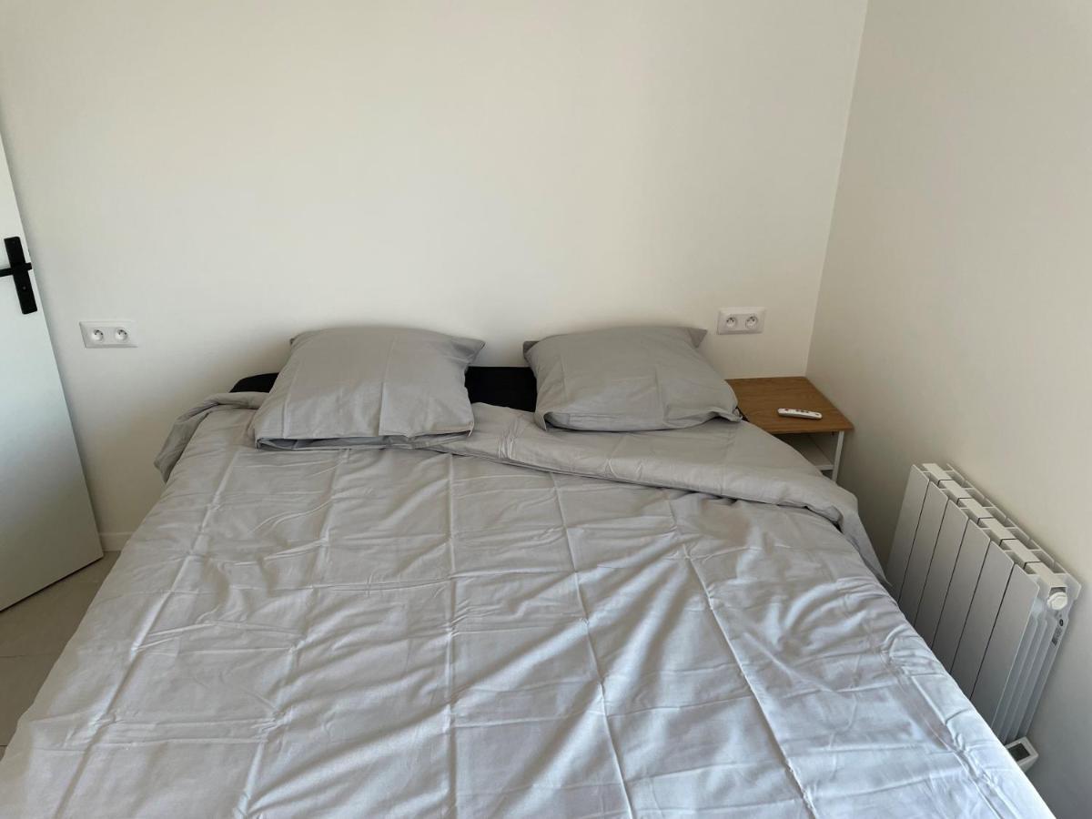 Appartement 2 Chambre Drancy Exterior photo